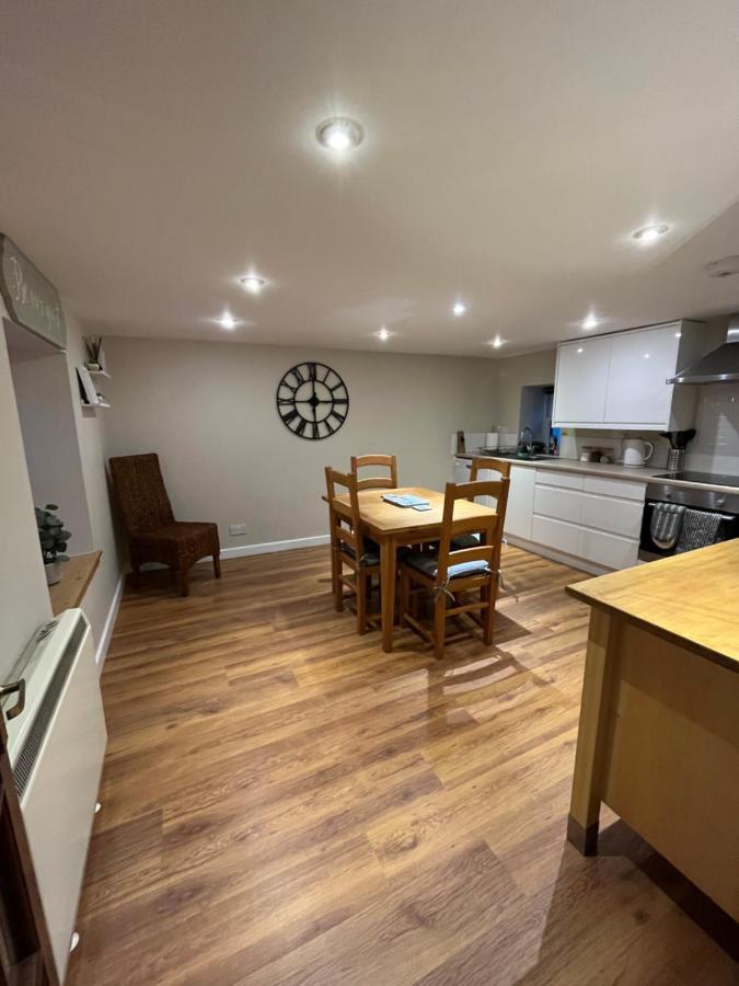 North Coast Property - 17 Margaret Street - Avoch מראה חיצוני תמונה