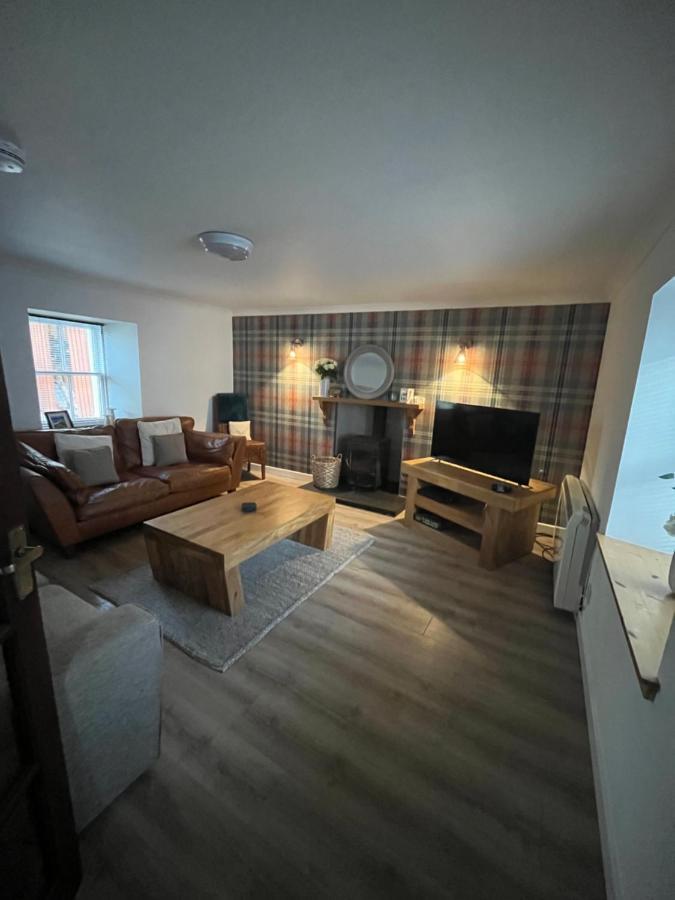 North Coast Property - 17 Margaret Street - Avoch מראה חיצוני תמונה